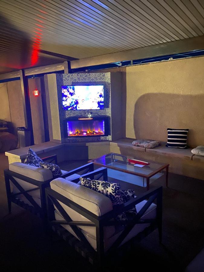 Mi Kasa Hot Springs 420,Adults Only, Clothing Optional Hotel Desert Hot Springs Exterior photo