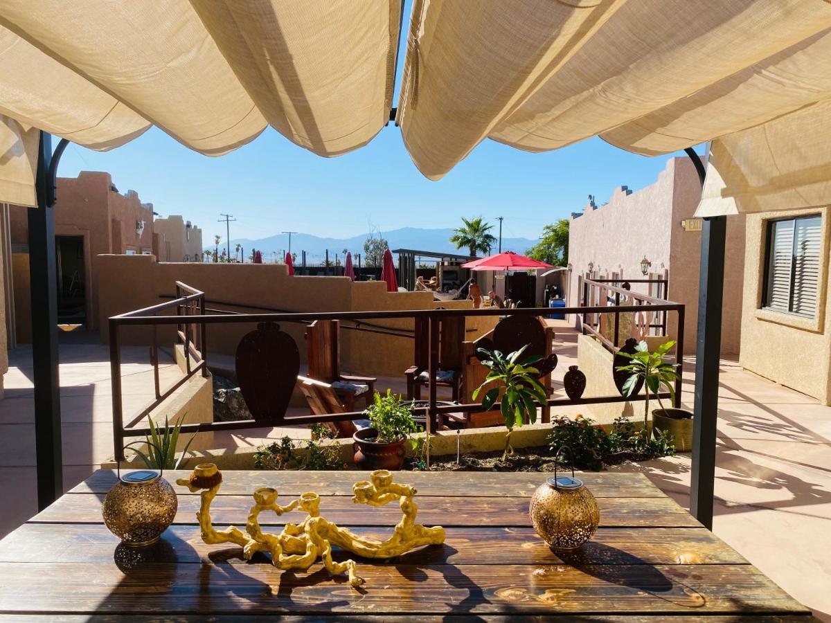 Mi Kasa Hot Springs 420,Adults Only, Clothing Optional Hotel Desert Hot Springs Exterior photo