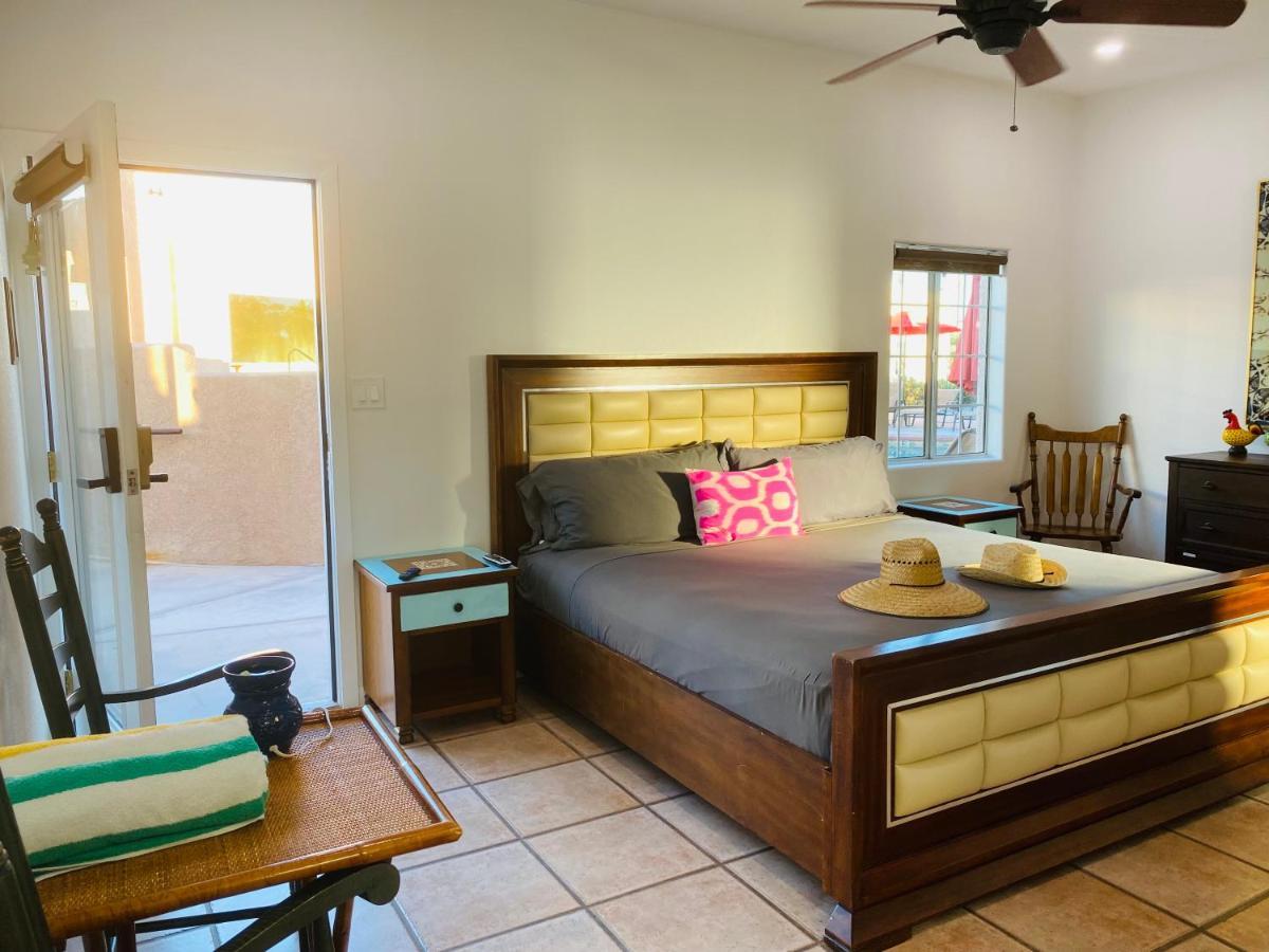 Mi Kasa Hot Springs 420,Adults Only, Clothing Optional Hotel Desert Hot Springs Room photo