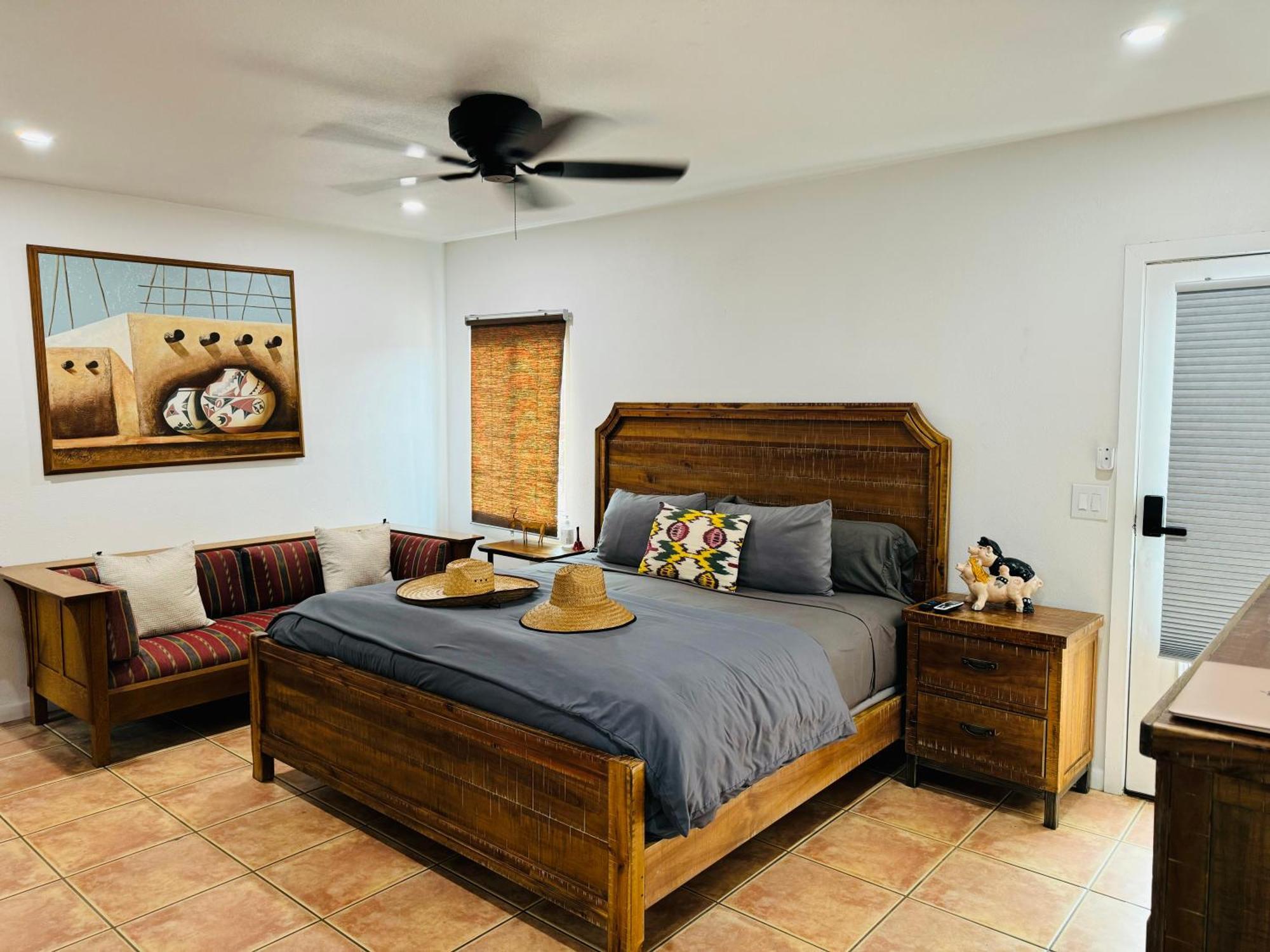 Mi Kasa Hot Springs 420,Adults Only, Clothing Optional Hotel Desert Hot Springs Room photo
