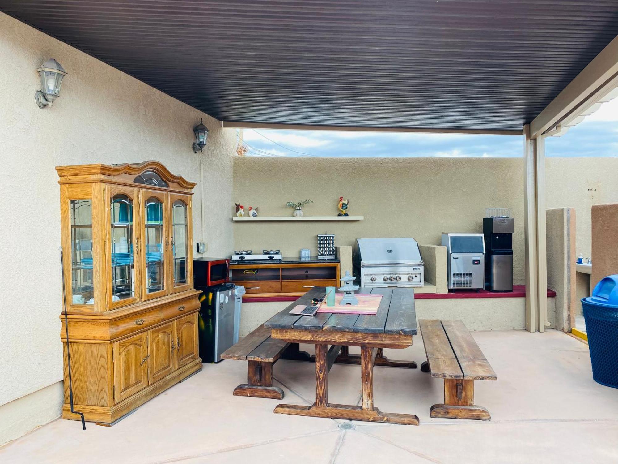 Mi Kasa Hot Springs 420,Adults Only, Clothing Optional Hotel Desert Hot Springs Exterior photo