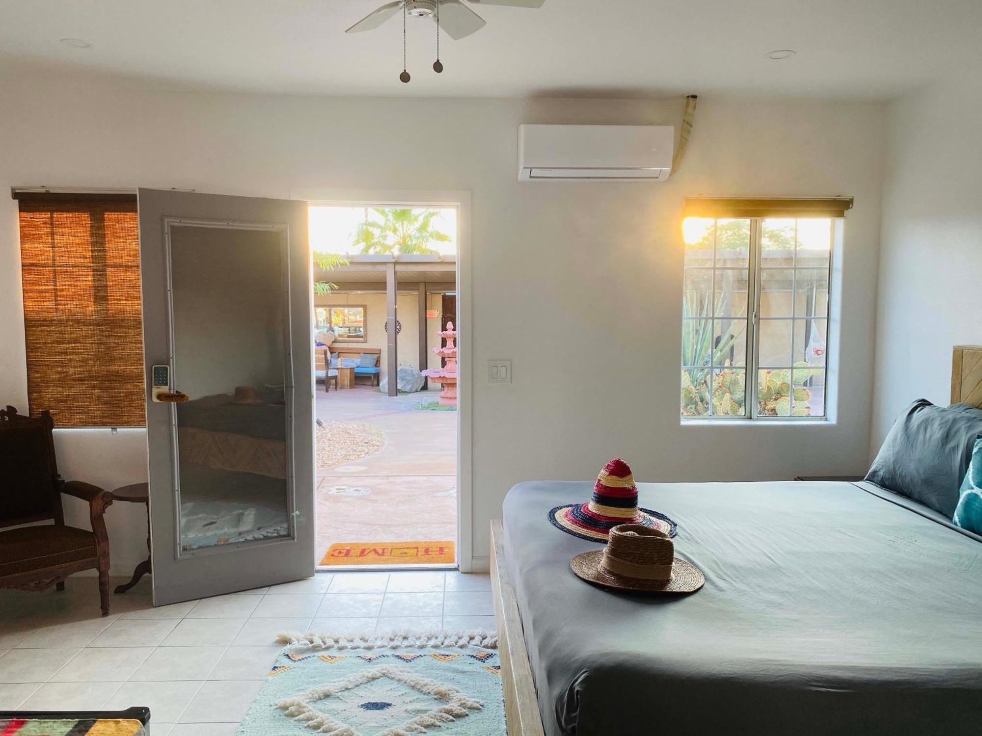 Mi Kasa Hot Springs 420,Adults Only, Clothing Optional Hotel Desert Hot Springs Room photo